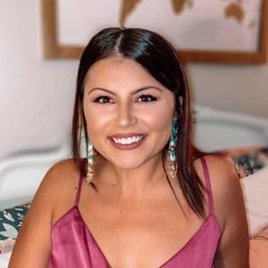 Meet your Posher, Avery